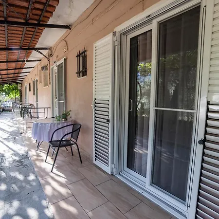 Apartment's Eleni Kamena Vourla