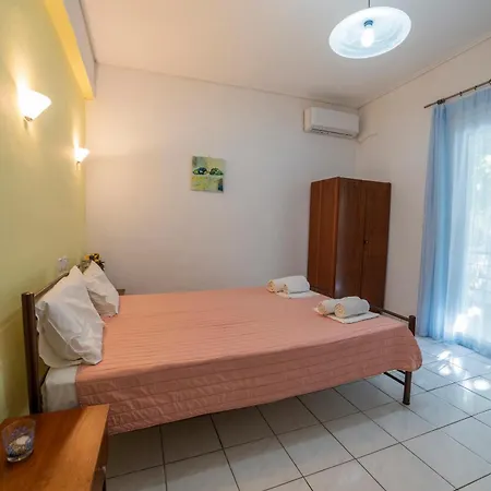 Apartment's Eleni Kamena Vourla