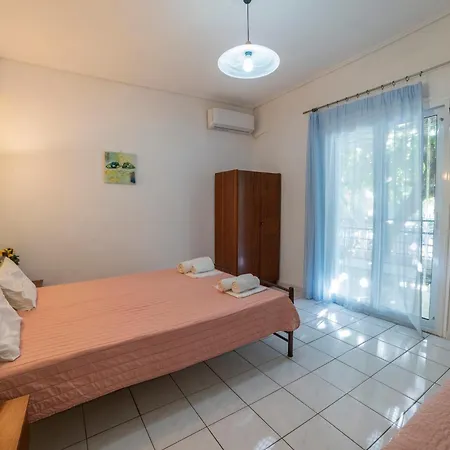 Apartment's Eleni Lejlighed *