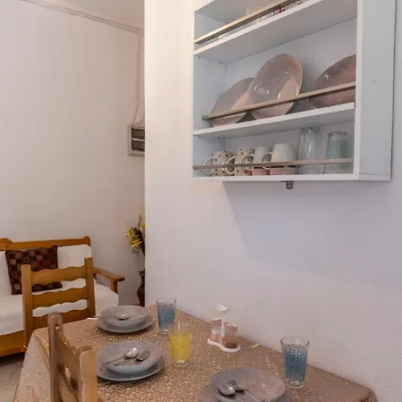 Apartment's Eleni